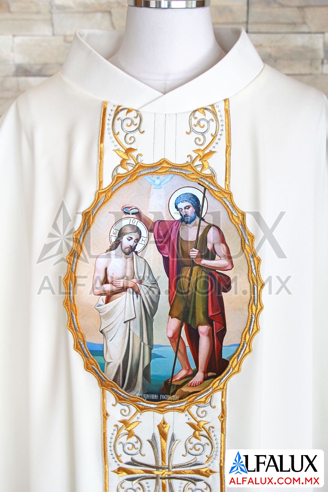 16 CARDENAL Alfalux Casulla Central Perla Medallon San Juan Bautista 12 (3)